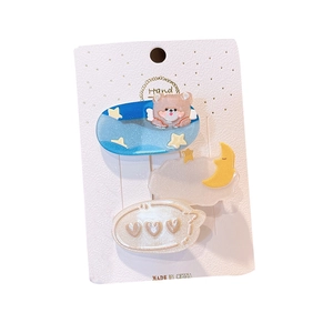 Three-piece set of cartoon bear and cloud resin hair clips for girls on display card