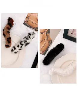 Détails de pinces à cheveux en fausse fourrure avec motifs vache et léopard chic