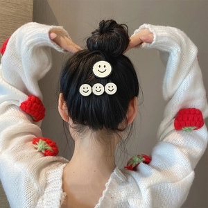 Set di fermagli per capelli con faccina sorridente bianca e nera per acconciature alla moda