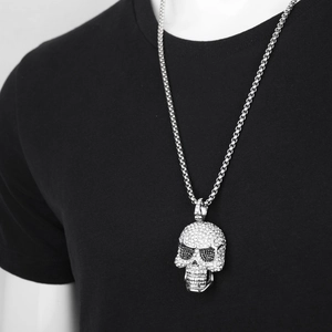 Hip-Hop Totenkopf Anhänger Halskette aus silbernem Edelstahl mit weißen Zirkonia
