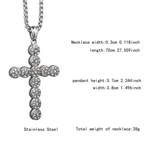 Detailansicht des 5,7x3,8cm Kreuzanhängers mit Maßen für die 0,3cm breite Box-Halskette