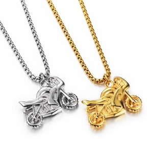 Collier Pendentif Moto en Acier Titane Hip Hop Punk Rock Style Motard Bijoux pour Femmes Hommes Cadeau Motard
