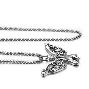 Collier aile de papillon steampunk en argent vintage avec une chaîne à mailles box