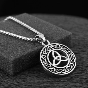Retro Stainless Steel Celtic Knot Pendant Necklace Vintage Viking Triquetra Medallion Box Chain Jewelry For Men Women
