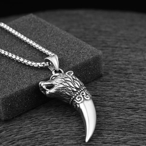 Pendentif Tête et Dent de Loup en Acier Titane Vintage Unisexe Hip Hop Streetwear Collier Maille Miroir Argent Sculpté Bijoux