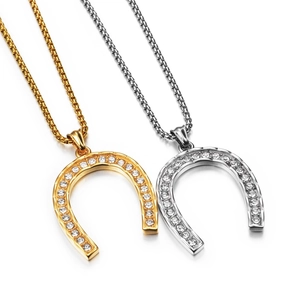 Collier Pendentif Fer à Cheval en Acier Inoxydable Hip Hop Strass Punk Street Fashion Bijoux pour Hommes Femmes Or Argent
