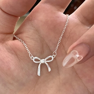 Minimalist S925 Sterling Silver Bowknot Ribbon Pendant Necklace For Women Sweet Elegant Ribbon Bow Clavicle Chain Jewelry Gift