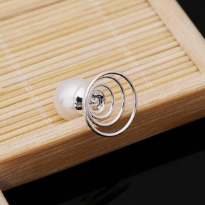 Bridal hair pearl screw clip with white bead on silver metal spiral for wedding styling