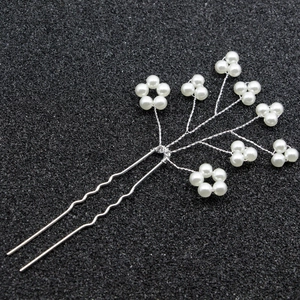 Épingle à cheveux mariée en argent en forme de U avec perles blanches et motif floral