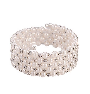 Elegant 4-layer flexible pearl and rhinestone wrap bracelet for bridal wedding jewelry