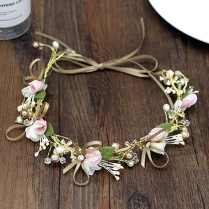 Couronne de fleurs faite main pour mariée avec fleurs en tissu roses et rubans