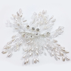 Peigne à cheveux de mariée fait main avec perles d'épis de blé et cristaux argentés