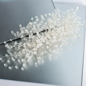 Peigne à cheveux de mariée avec perles de cristal faites main et fil d'argent pour mariage