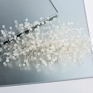 Peigne à cheveux de mariage élégant avec branches argentées et cristaux faits main