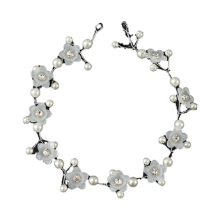 Serre-tête de mariée élégant avec perles blanches et fleurs bleu clair pour mariage