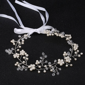 Vigne de Cheveux de Mariée Faite Main Künstliche Perle Cristal Fleur Bandeau de Mariage Élégant Avec Ruban en Satin Accessoires Cheveux