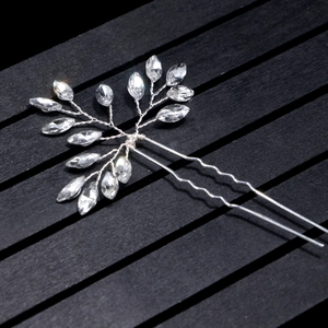 Épingle à cheveux de mariée argentée avec cristaux marquise et perles en motif de feuilles