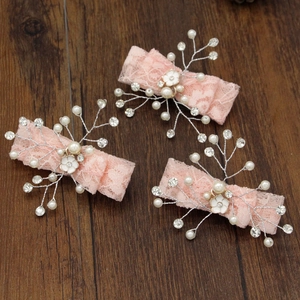 Set mollette per capelli in pizzo rosa con perle e strass per abito da principessa