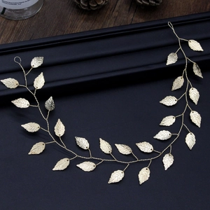 Vigne de Cheveux en Alliage de Feuille d'Or d'Argent Fait à la Main Serre-tête de Mariage Flexible Coiffe Style Forêt Femmes