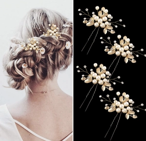 Vue détaillée de quatre épingles à cheveux de mariée avec feuilles dorées et perles