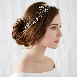 Vigne de cheveux de mariée avec perles faites à la main et strass brillants pour mariage