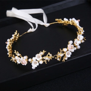 Serre-tête de mariée exquis avec fleurs en coquillage, perles et cristaux sur fil doré