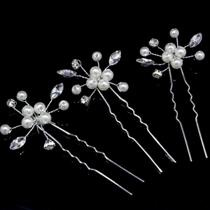 Pics à Cheveux de Mariée Élégants en Alliage avec Künstliche Perles et Strass Motif de Fleurs et Feuilles Mariage Femmes Accessoires