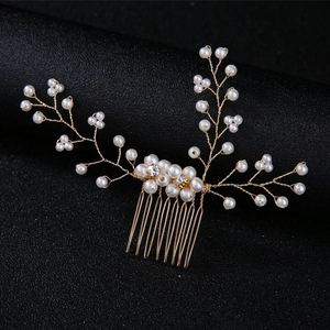 Handmade Bridal Hair Comb With Faux Artificial Pearl Rhinestone Gold Alloy Floral Leaf Design Wedding Headpiece For Women Jewelry