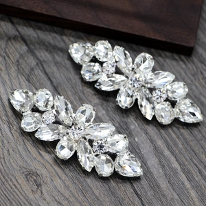 Paire de clips de chaussures de mariage élégants en alliage d'argent avec strass en verre