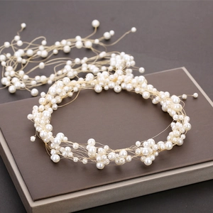 Parure de bijoux de mariée élégante avec bandeau en perles fait main et boîte cadeau luxe