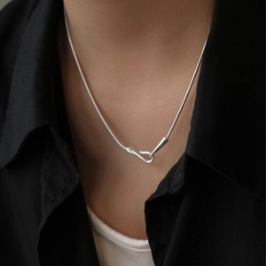 Minimalist Geometric Copper Snake Chain Necklace For Women Silver Plated Niche Design Fashion Jewelry Necktie Style Necklace