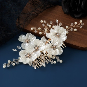 Handmade Wedding Hair Comb With White Shell Flowers Artificial Pearl Crystal Beads Gold Silver Alloy Wire Bridal Headpiece For Women