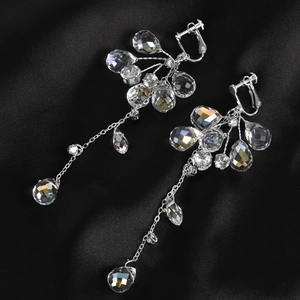Boucles d'oreilles mariée argentées avec glands en cristal et clips pour oreilles non percées