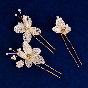 Lot de 3 épingles à cheveux de mariée avec papillons faits main et perles dorées
