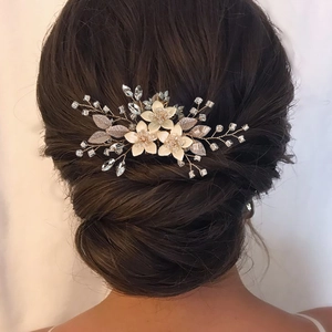 Elegant Handmade Crystal Floral Bridal Hair Comb Alloy Rhinestone Flower Hair Accessory For Wedding Party Women Jewelry