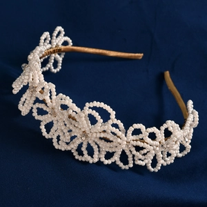 Cerchietto Sposa Fatto a Mano con Fiori di Perline Strass e Telaio in Lega Rivestito in Raso per Matrimonio Festa Donna Gioielli