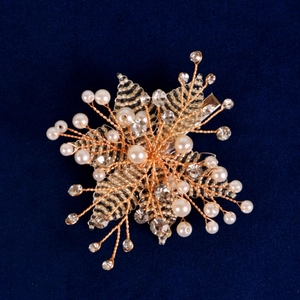 Barrette de mariée faite main avec feuilles dorées perles et strass scintillants