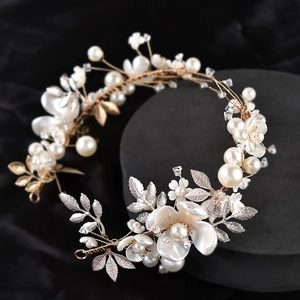 Serre-tête de mariée élégant avec perles blanches et feuilles dorées pour mariage