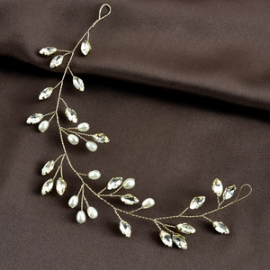 Vite per capelli da sposa fatta a mano con perle e strass su filo d'oro flessibile