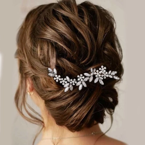 Elegante Silberne Strass Blumen Braut Haar Ranke Handgemachtes Kristall Hochzeit Stirnband Für Damen Elegant Bankett Haar Schmuck