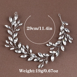 Détail du bijou de tête argenté de 29 cm avec strass marquise et mesures précises