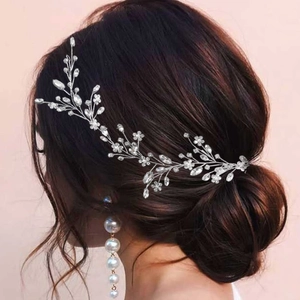 Handmade Alloy Rhinestone Artificial Pearl Flower Bridal Hair Vine Wedding Party Headpiece For Women Hair Accessory Adornment Gift