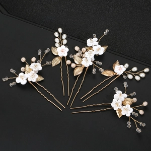 Lot de 5 épingles à cheveux avec fleurs en argile blanche, feuilles dorées et perles