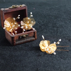 Set of 3 gold baroque hollow flower bridal hair pins with intricate wire petals and pearls