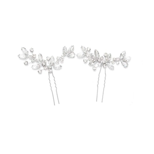 Lot de deux épingles à cheveux de mariée argentées avec cristaux et motif de feuilles