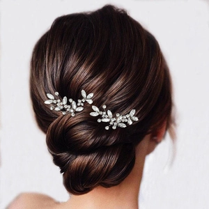 Lot de 2 épingles à cheveux argentées avec cristaux pour des coiffures de mariage élégantes