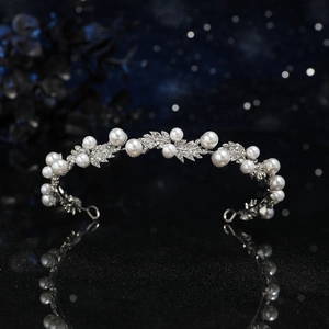 Eleganter Legierung Künstliche Perle Strass Braut Haarreif Luxuriöses Blatt Design Silber Farbe Haarschmuck Für Hochzeit Party Damen