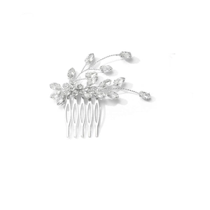 Elegante pettine per capelli da sposa con finitura argento e strass in cristallo floreale