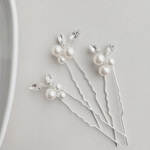 Set of 3 bridal silver U-shaped hair pins with white pearls and marquise rhinestones