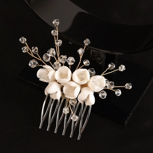 Handmade White Resin Flower Bridal Hair Comb With Rhinestones Wedding Hair Accessories Elegant Floral Side Comb For Women